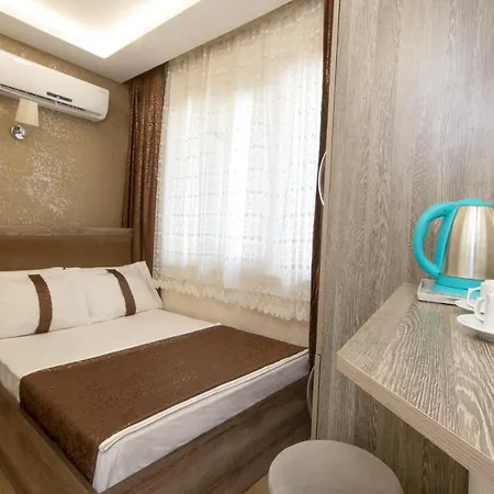 Carvan Hotel *